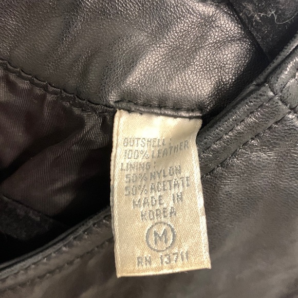 Lord and Taylor black genuine leather vest - Picture 4 of 5